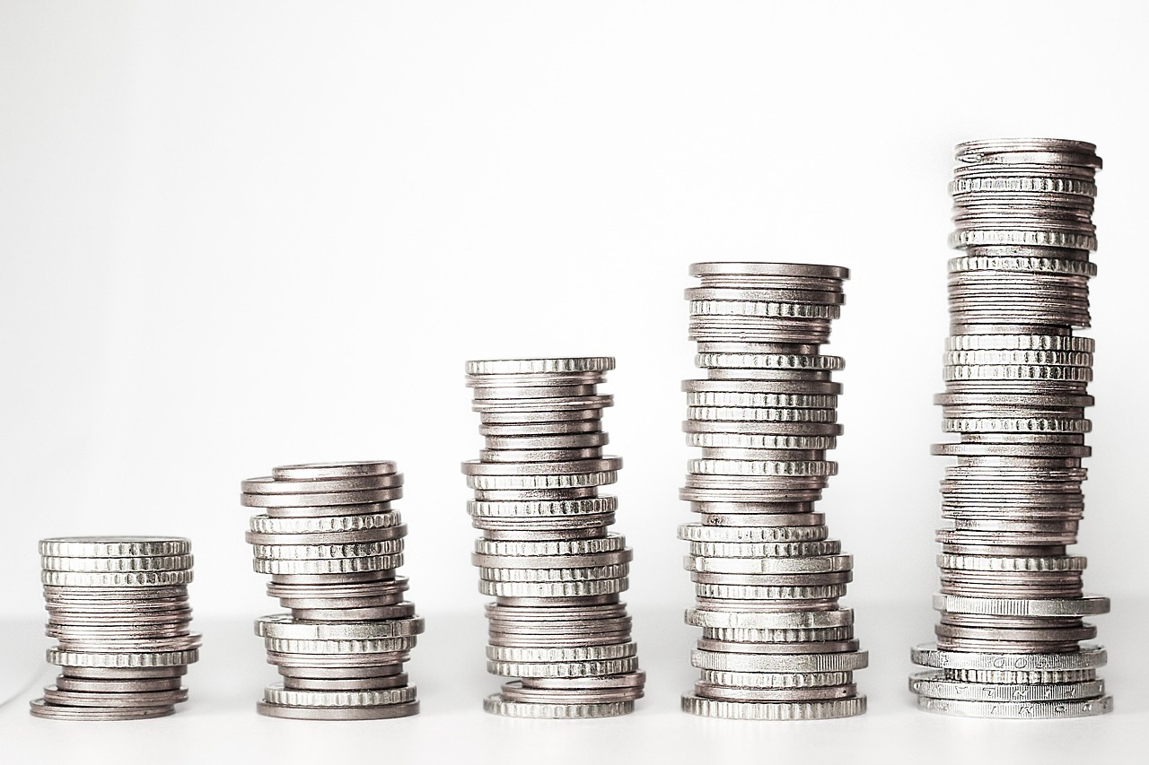 現金は失礼にあたるか、贈り物としてのマナーを解説しますか？