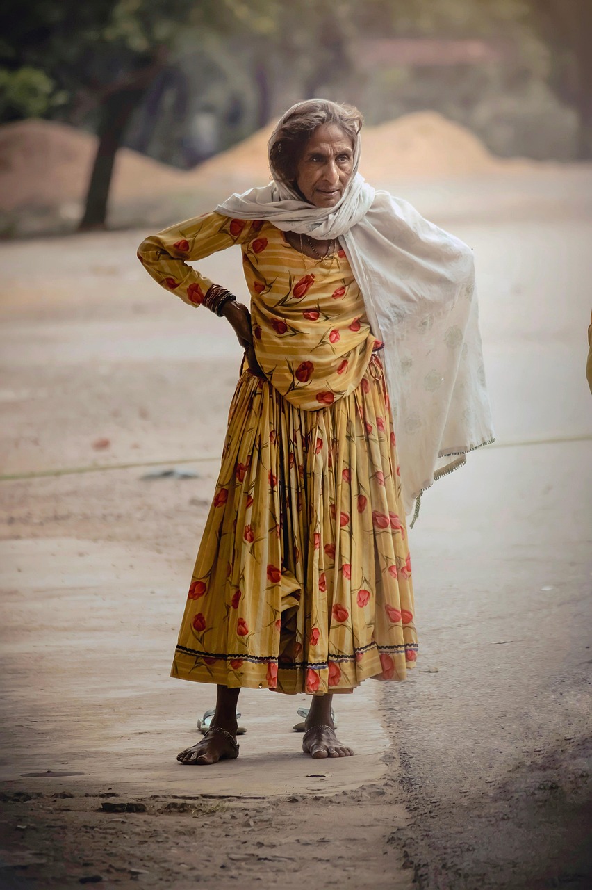 防災グッズを選ぶ際に知っておきたい高齢者向けのポイントは？