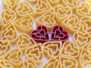 敬老の日に贈る形に残る実用品のプレゼントは？