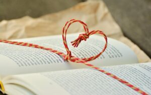 敬老の日に贈るプレゼントで生活を楽にするものは？